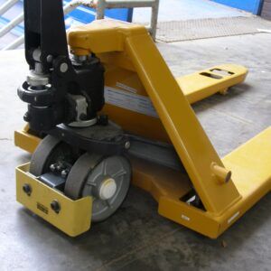 foot-protection-pallet-truck